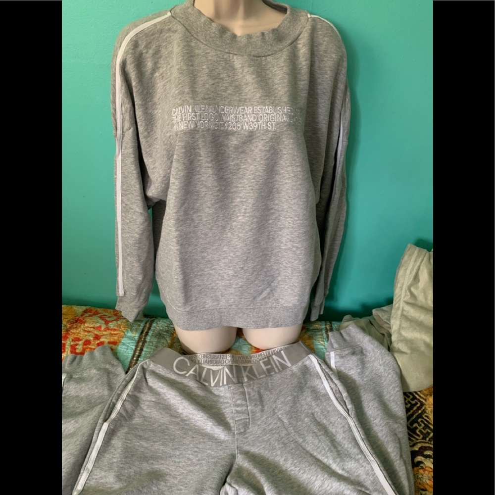 Calvin Klein sleepwear sweatsuit sz small